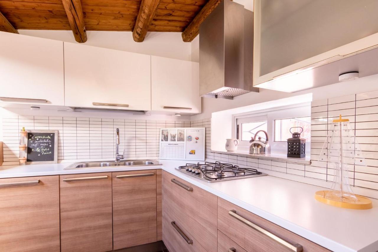 Abbadia Charme House Apartment Palermo Bagian luar foto