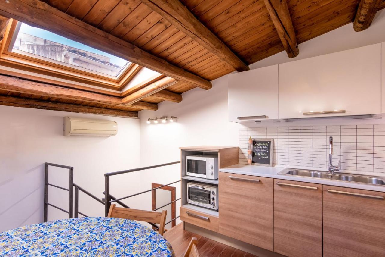 Abbadia Charme House Apartment Palermo Bagian luar foto